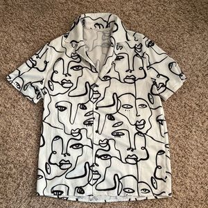 Black and White Faces Short Sleeve Button Up Size Medium